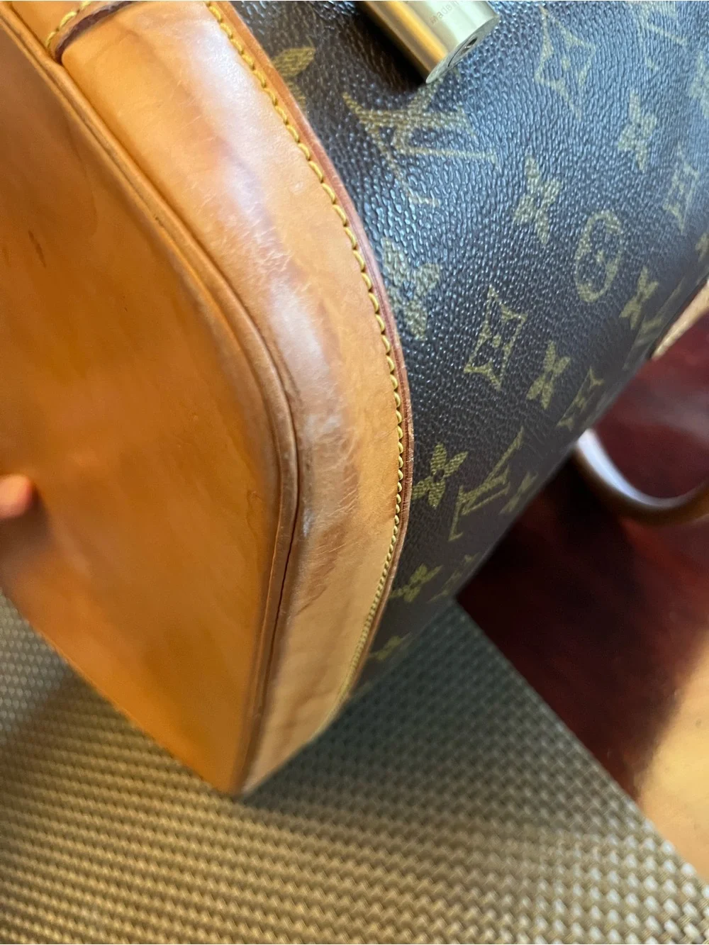 Louis Vuitton Alma PM Monogram Canvas Top Handle Bag Satchel Vintage